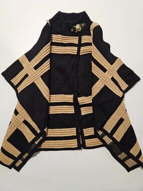 Anne Klein Plaid Knit Cape Poncho Sweater Lion Clasp Black Tan Size M